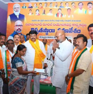 Case 124: Arvind Dharmapuri Foundation to support the families of booth level members” ‘Self Respect in the face of Adversity